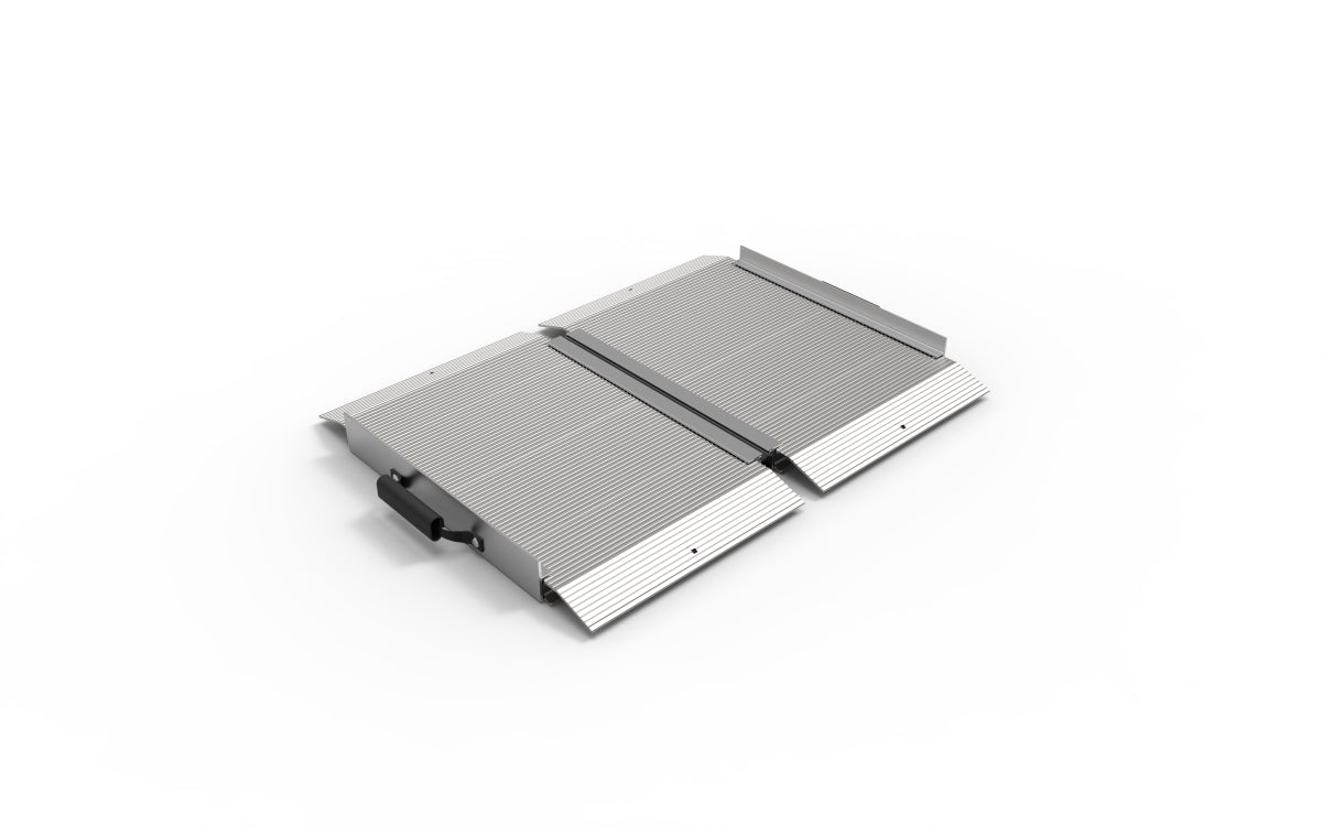 TRAVERSE™ Singlefold Ramp - EZ-ACCESS