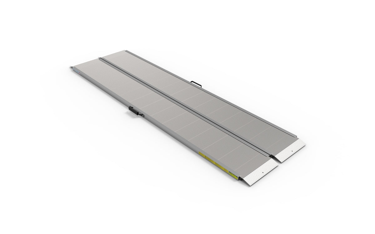 TRAVERSE™ Singlefold Ramp - EZ-ACCESS
