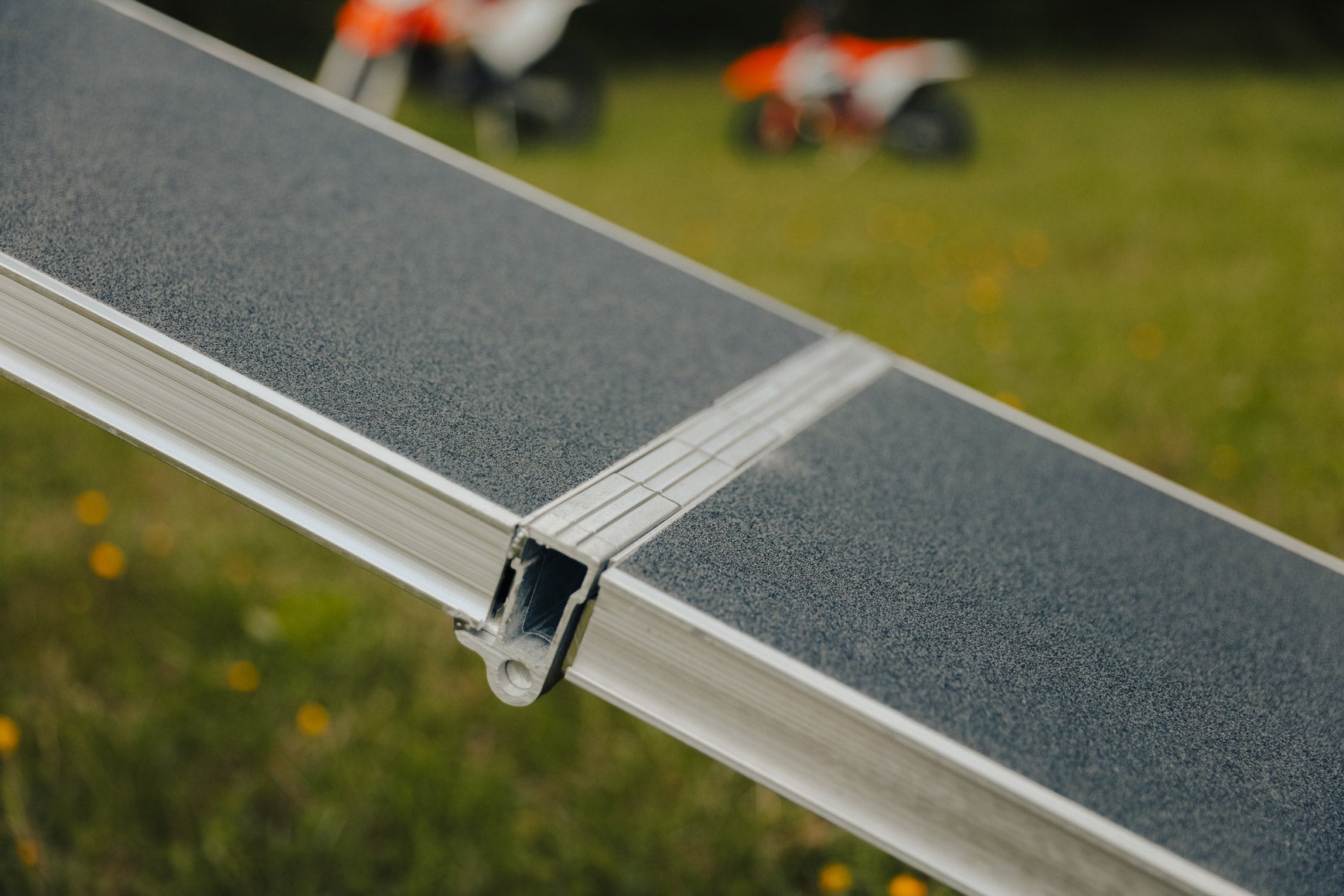 STRAPLESS™ Centerfold Motorcycle Ramp - EZ-ACCESS