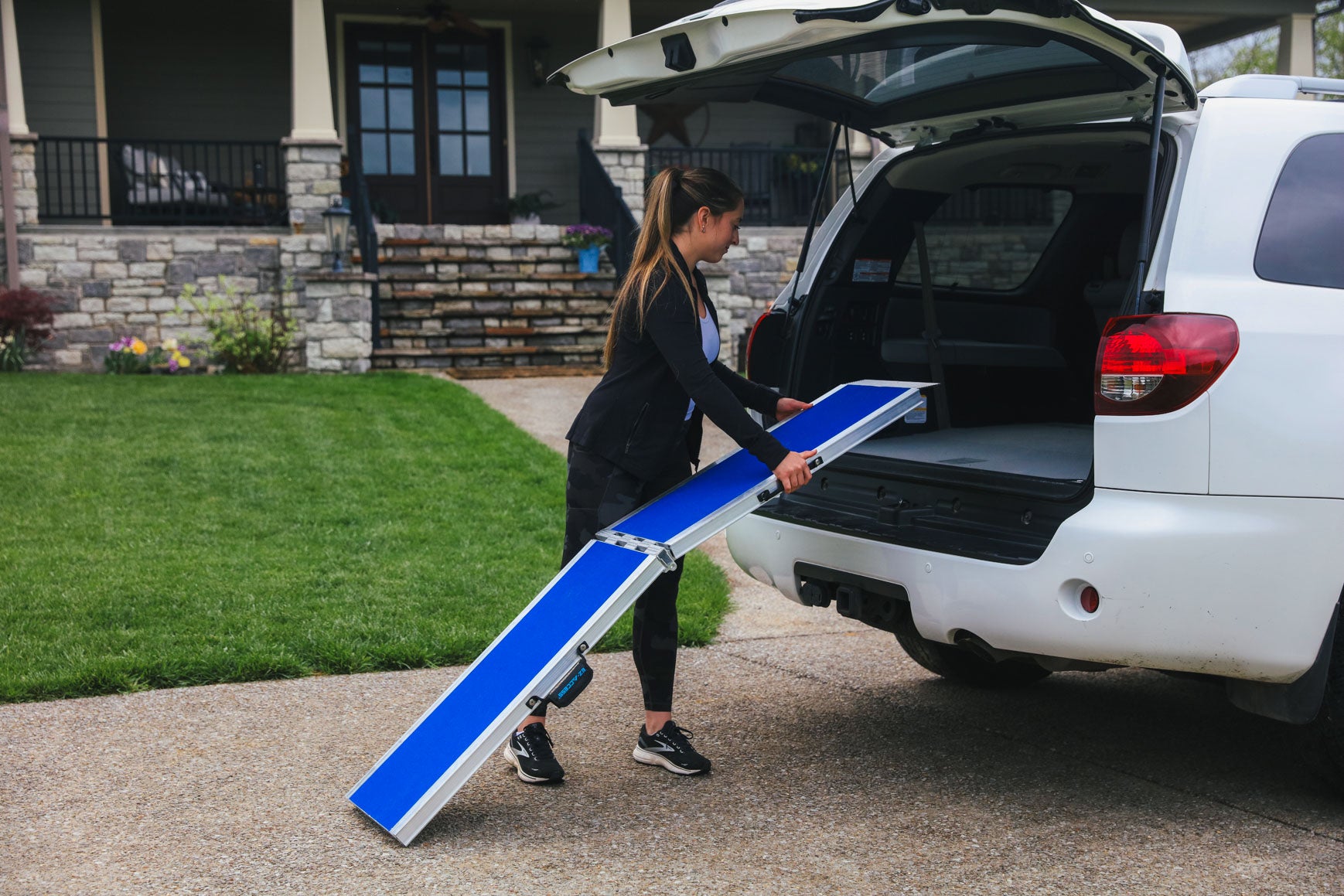 EZ-ACCESS Portable Pet Ramp - EZ-ACCESS