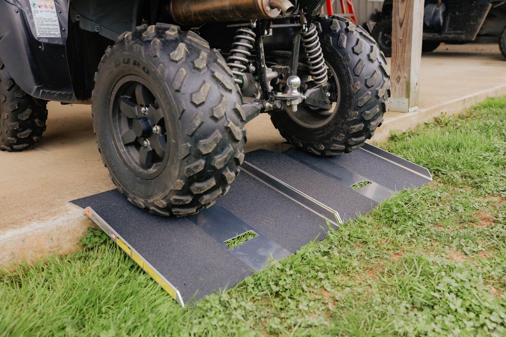 TRAVERSE™ Curb Plate - EZ-ACCESS