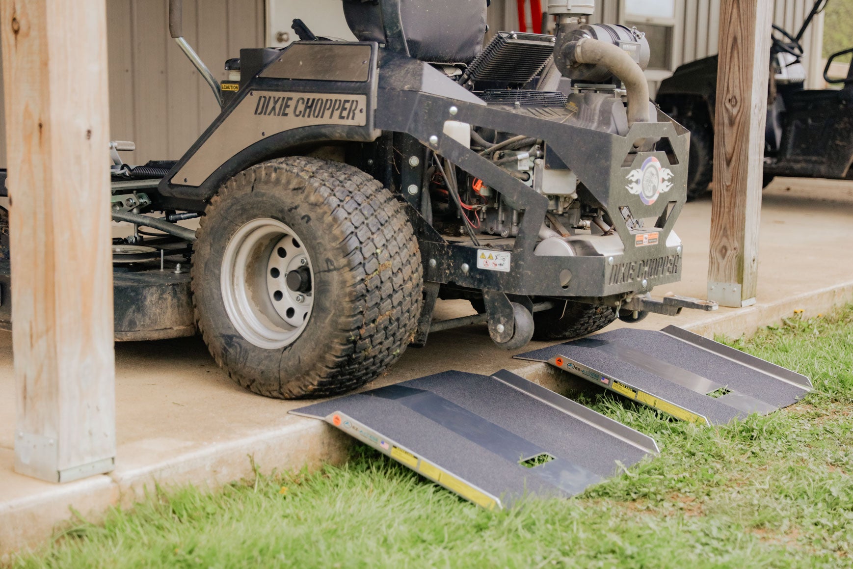 TRAVERSE™ Curb Plate - EZ-ACCESS