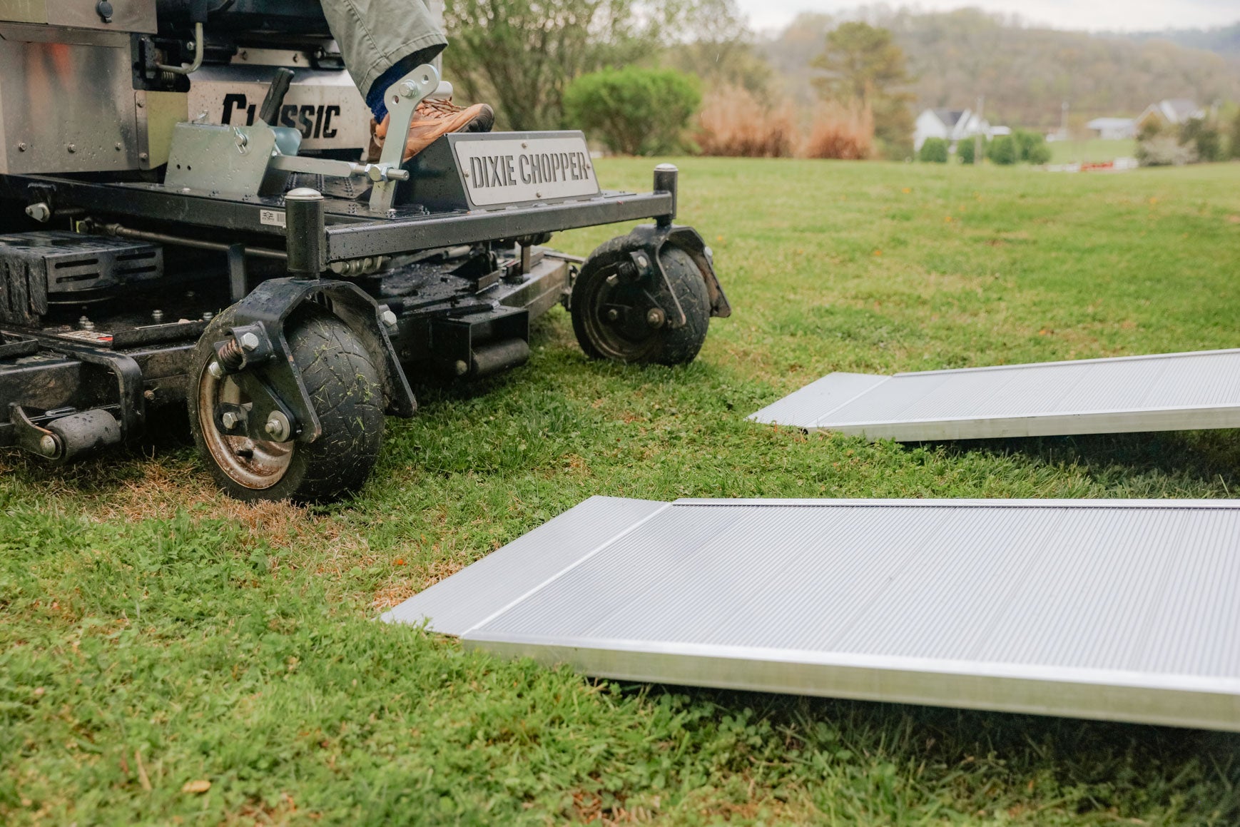 TRAVERSE™ Portable Storage Ramp - EZ-ACCESS