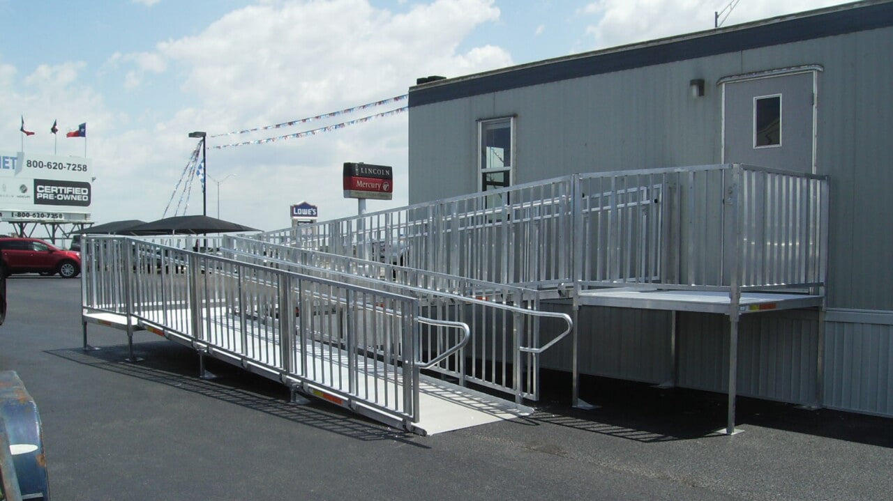 PATHWAY® HD Code Compliant Modular Ramps - EZ-ACCESS