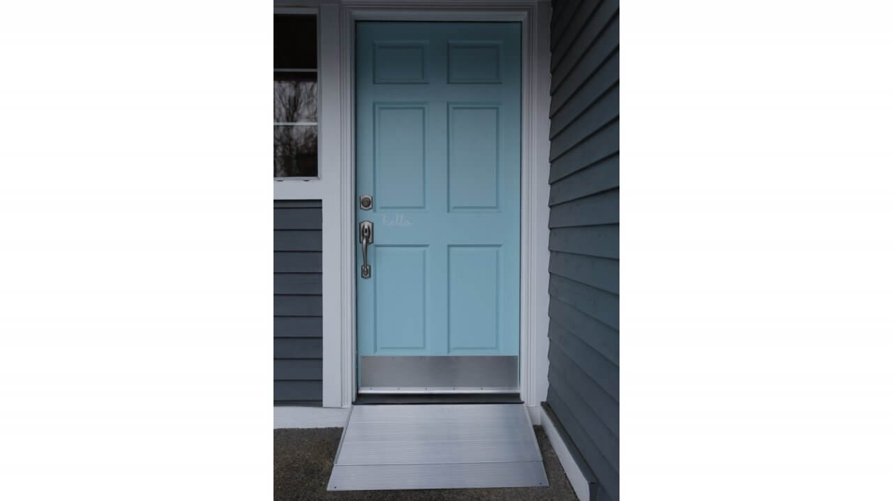 TRANSITIONS® Angled Entry Ramp - EZ-ACCESS
