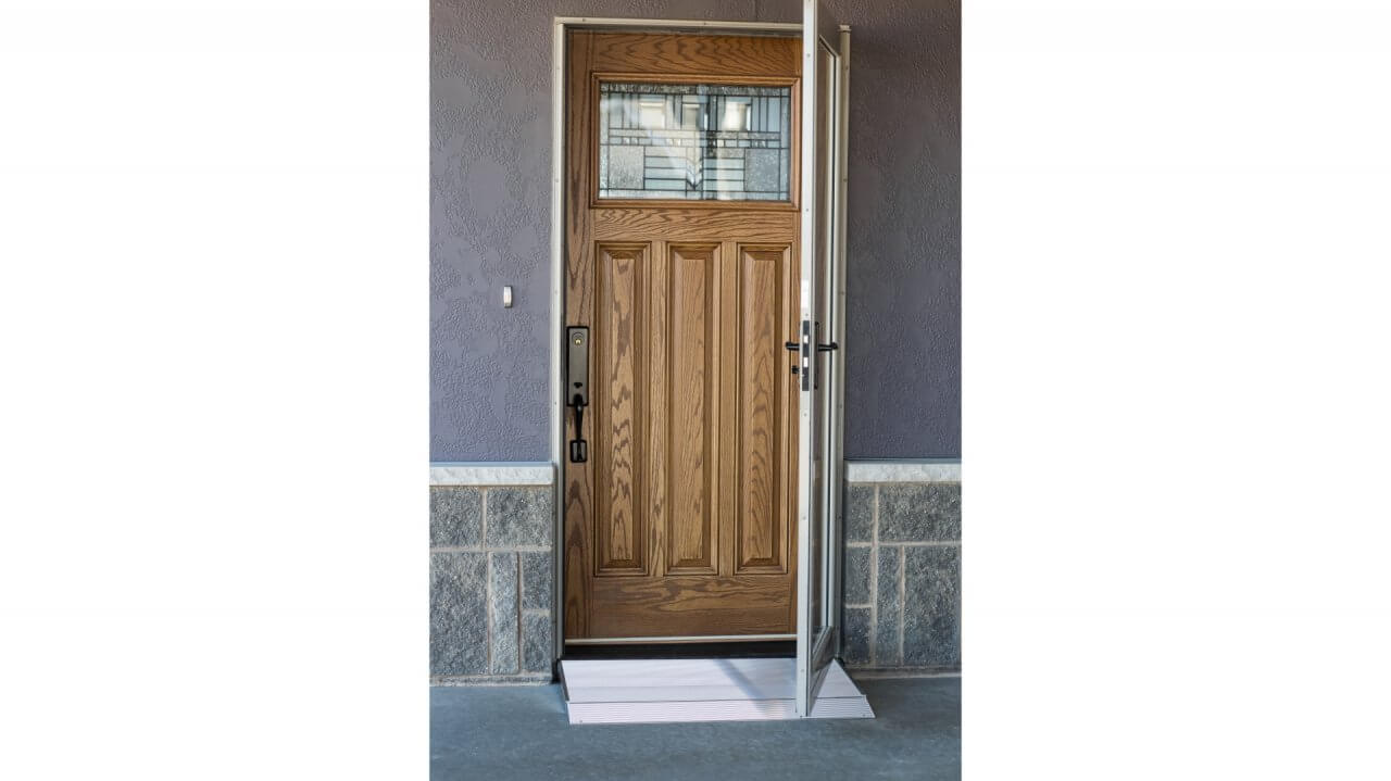 TRANSITIONS® Angled Entry Ramp - EZ-ACCESS