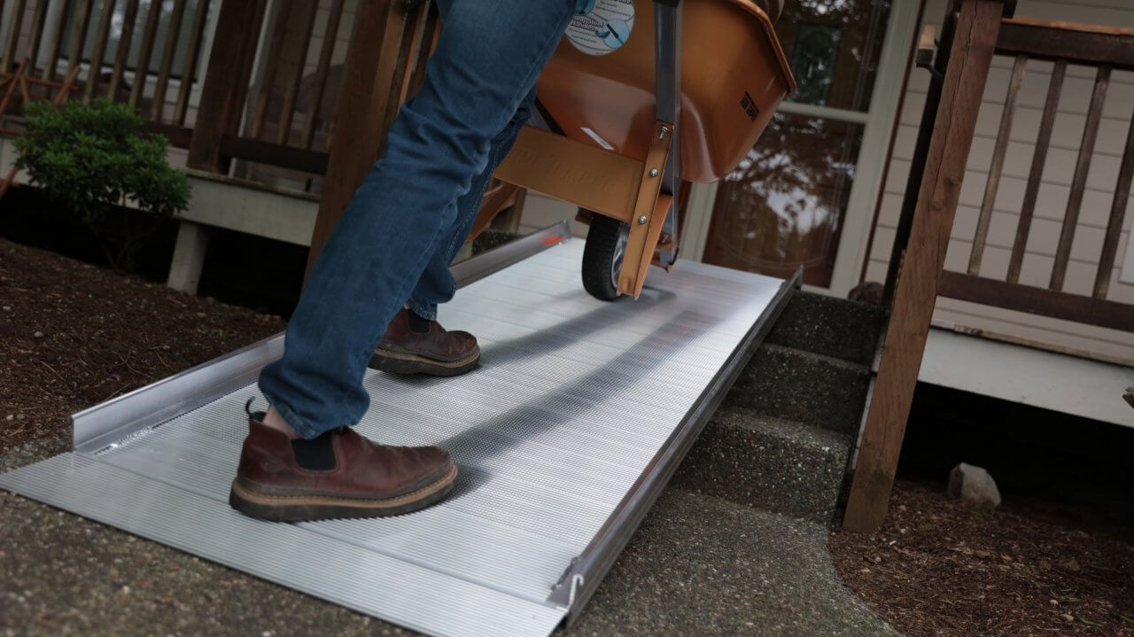 TRAVERSE™ Walk Ramp - EZ-ACCESS