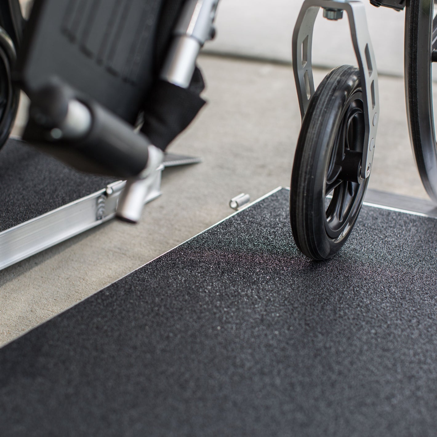Materials and Surfaces | EZ-ACCESS Ramps and Platforms