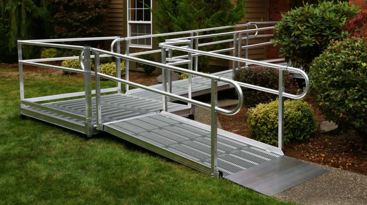 Arced Ada Ramp PATHWAY® 3G Access System | Modular ADA Ramps | EZ-ACCESS
