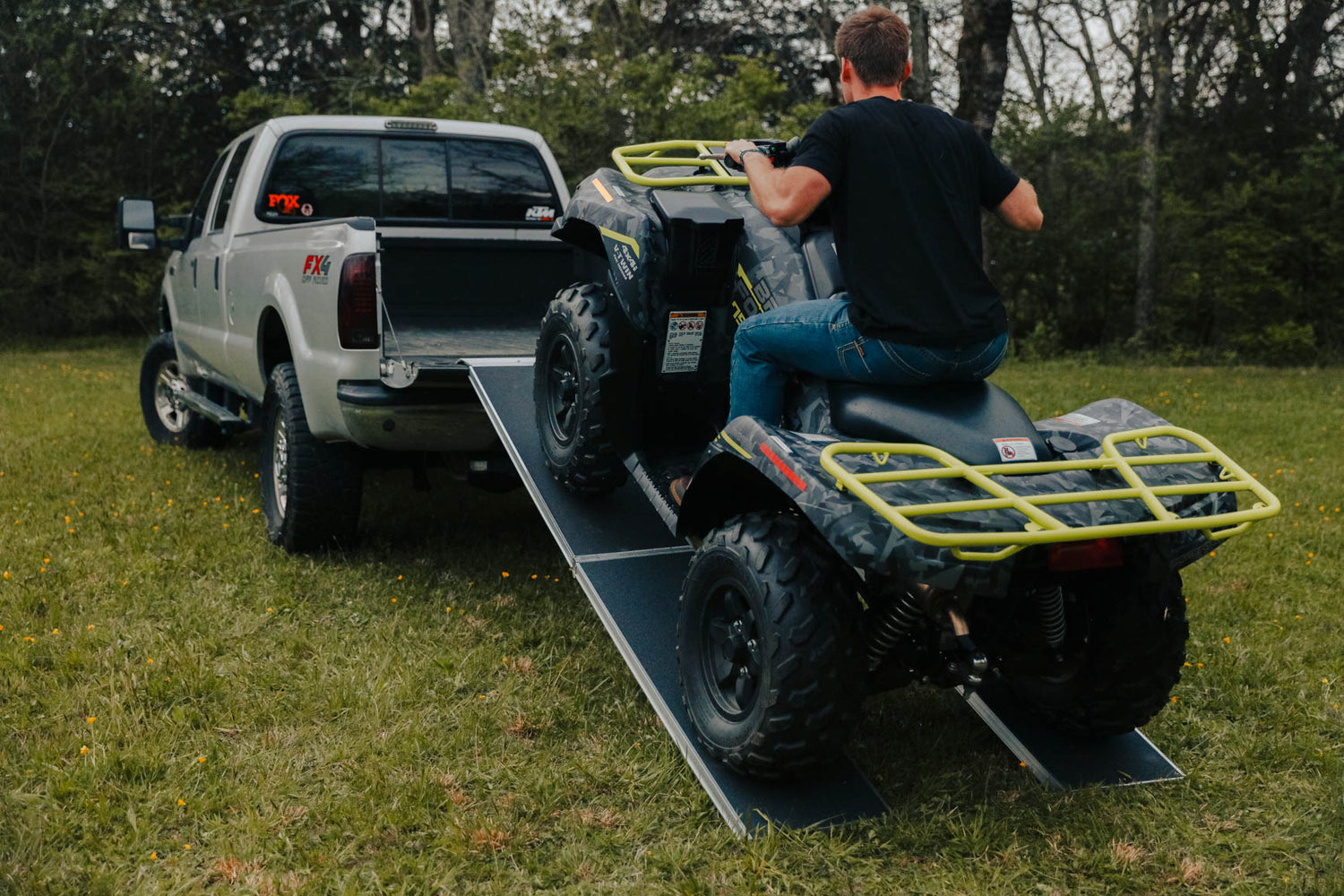 STRAPLESS™ Centerfold ATV Ramp - EZ-ACCESS