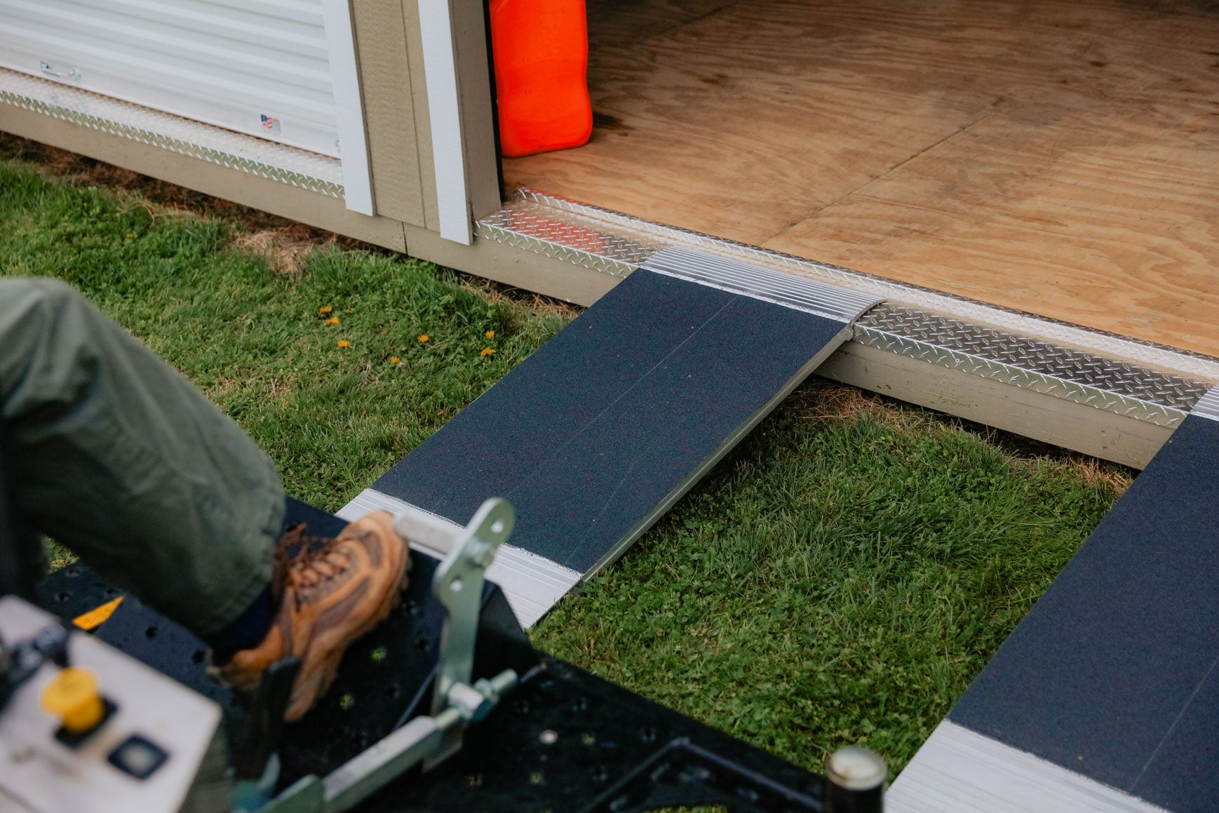 TRAVERSE™ HD Portable Storage Ramp