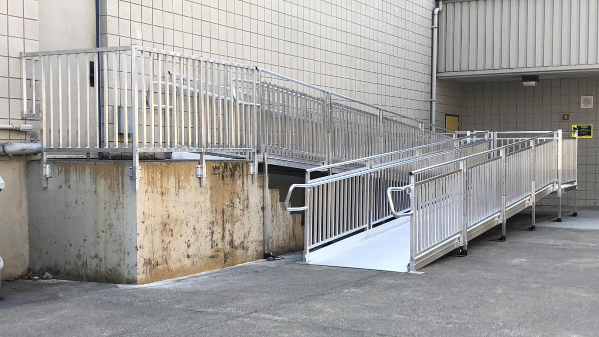 Pathway Section Ramp PATHWAY® HD Code Compliant Modular System | EZ-ACCESS