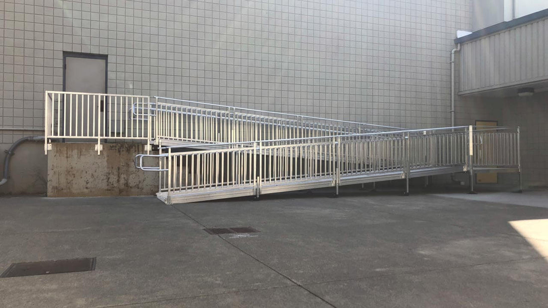Pathway Section Ramp PATHWAY® HD Code Compliant Modular System | EZ-ACCESS